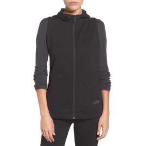 NWT The North Face Slacker Hooded Vest